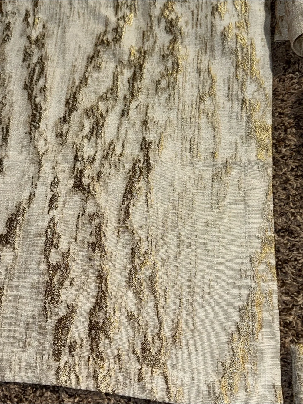 11 West Elm linen napkins gold metallic accent